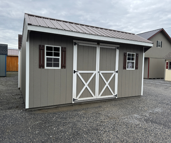 10x16 Quaker